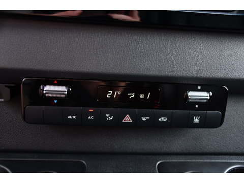 Mercedes-Benz Sprinter 319 V6 3.0 CDI L2H1 Black Edition FULL OTPIONS! Adaptieve Cruise, 360 Camera, Carplay, Leder, LED, 10,5'' Mbux, Trekhaak, 190pk, Automaat, Uniek!