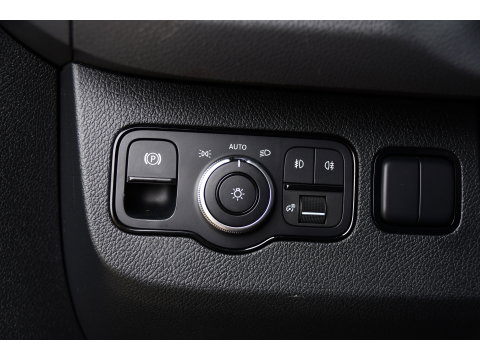 Mercedes-Benz Sprinter 319 V6 3.0 CDI L2H1 Black Edition FULL OTPIONS! Adaptieve Cruise, 360 Camera, Carplay, Leder, LED, 10,5'' Mbux, Trekhaak, 190pk, Automaat, Uniek!