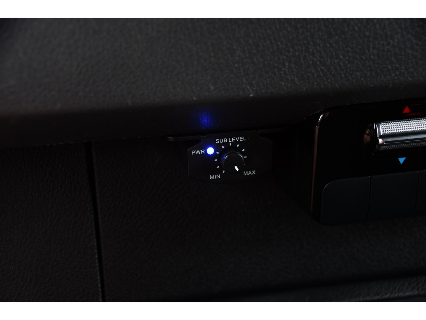 Mercedes-Benz Sprinter 319 V6 3.0 CDI L2H1 Black Edition FULL OTPIONS! Adaptieve Cruise, 360 Camera, Carplay, Leder, LED, 10,5'' Mbux, Trekhaak, 190pk, Automaat, Uniek!