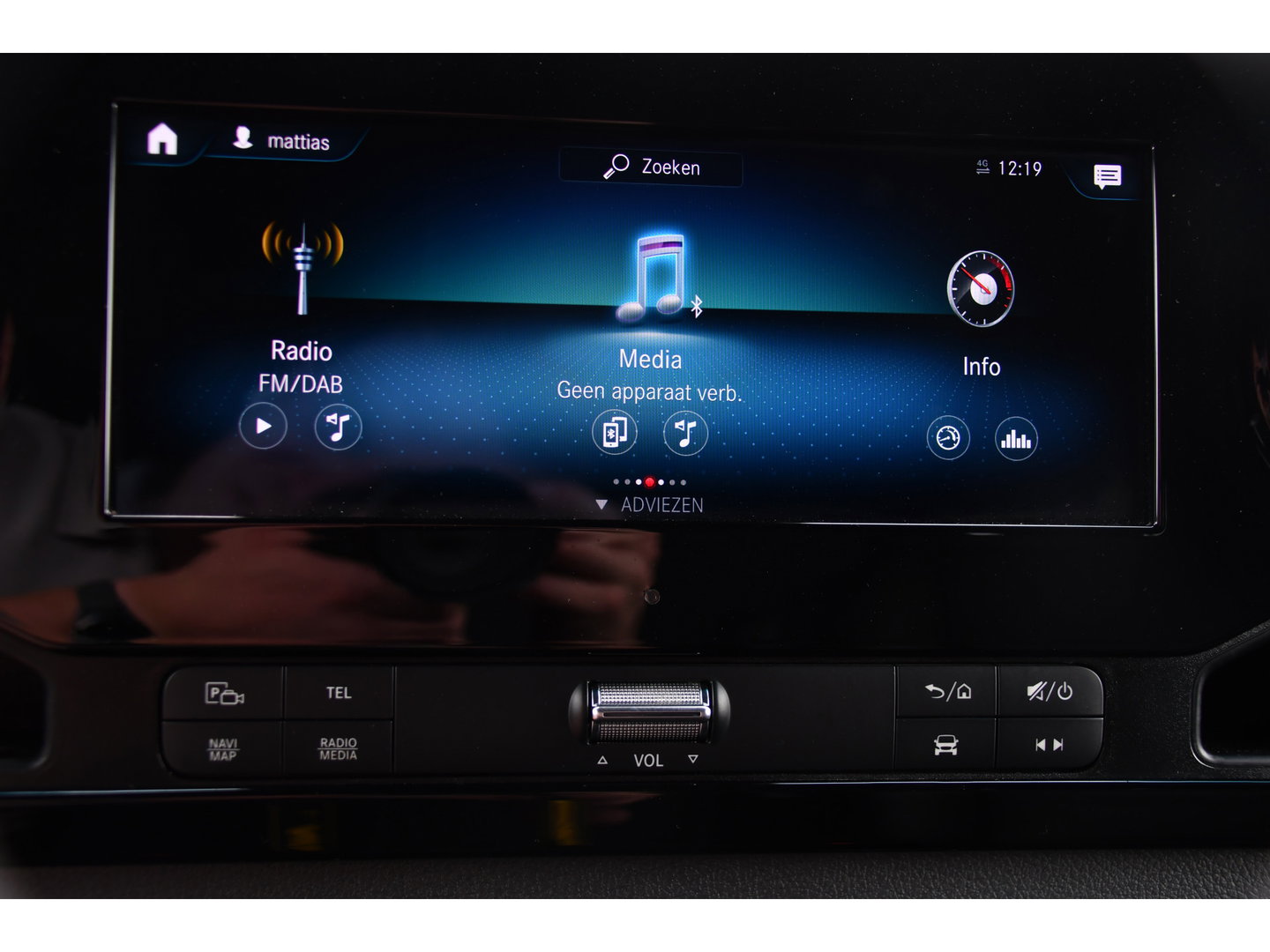 Mercedes-Benz Sprinter 319 V6 3.0 CDI L2H1 Black Edition FULL OTPIONS! Adaptieve Cruise, 360 Camera, Carplay, Leder, LED, 10,5'' Mbux, Trekhaak, 190pk, Automaat, Uniek!