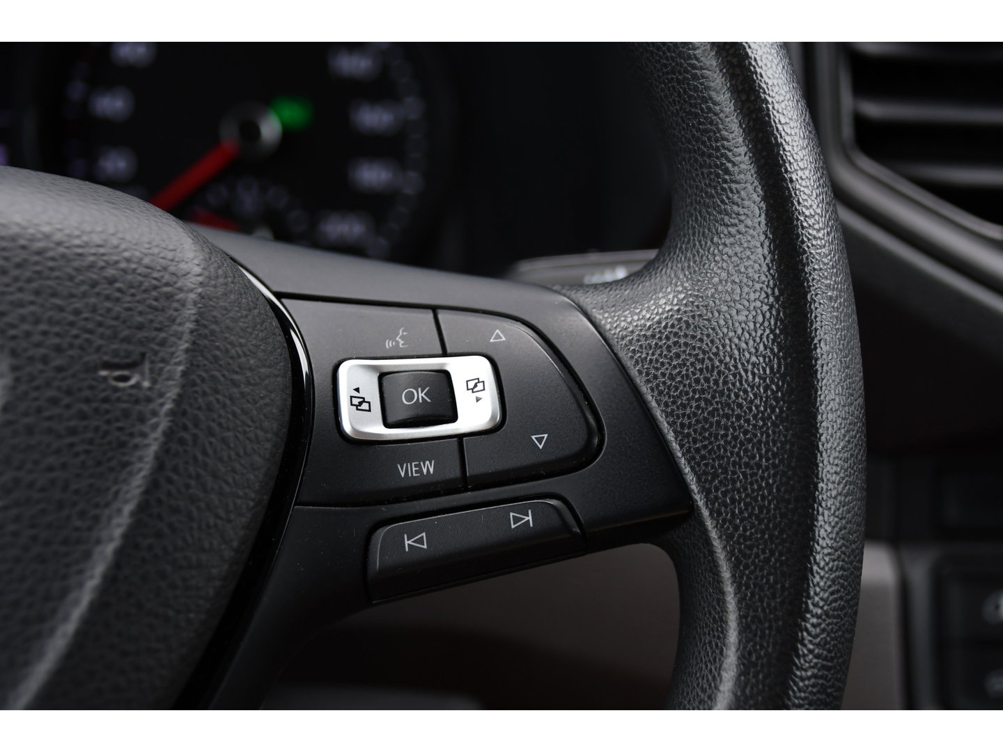MAN TGE 3.180 35 2.0L5H3 Black Edition Camera, Adaptieve Cruise, Carplay, LED, Multimedia, 177pk, Automaat, Sensoren, Leder, Geveerde stoel, Trekhaak, Uniek!