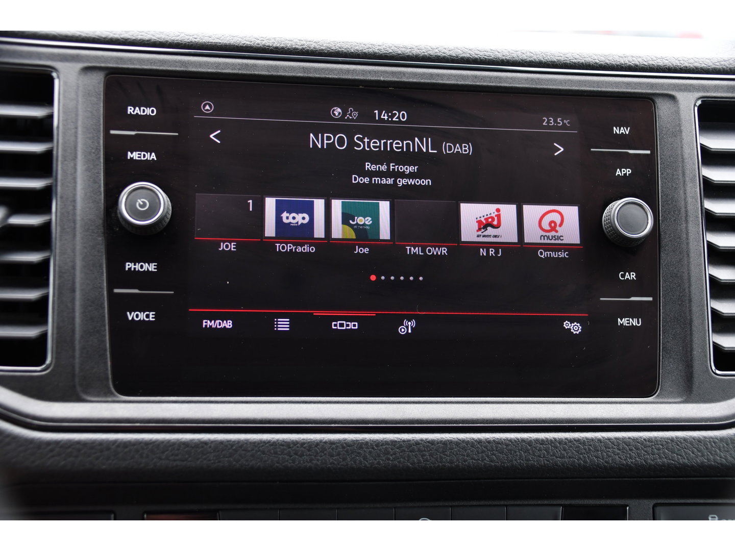 MAN TGE 3.180 35 2.0L5H3 Black Edition Camera, Adaptieve Cruise, Carplay, LED, Multimedia, 177pk, Automaat, Sensoren, Leder, Geveerde stoel, Trekhaak, Uniek!
