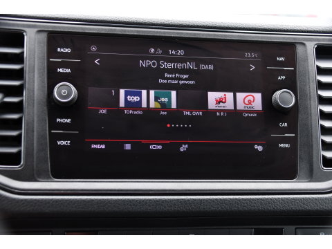 MAN TGE 3.180 35 2.0L5H3 Black Edition Camera, Adaptieve Cruise, Carplay, LED, Multimedia, 177pk, Automaat, Sensoren, Leder, Geveerde stoel, Trekhaak, Uniek!