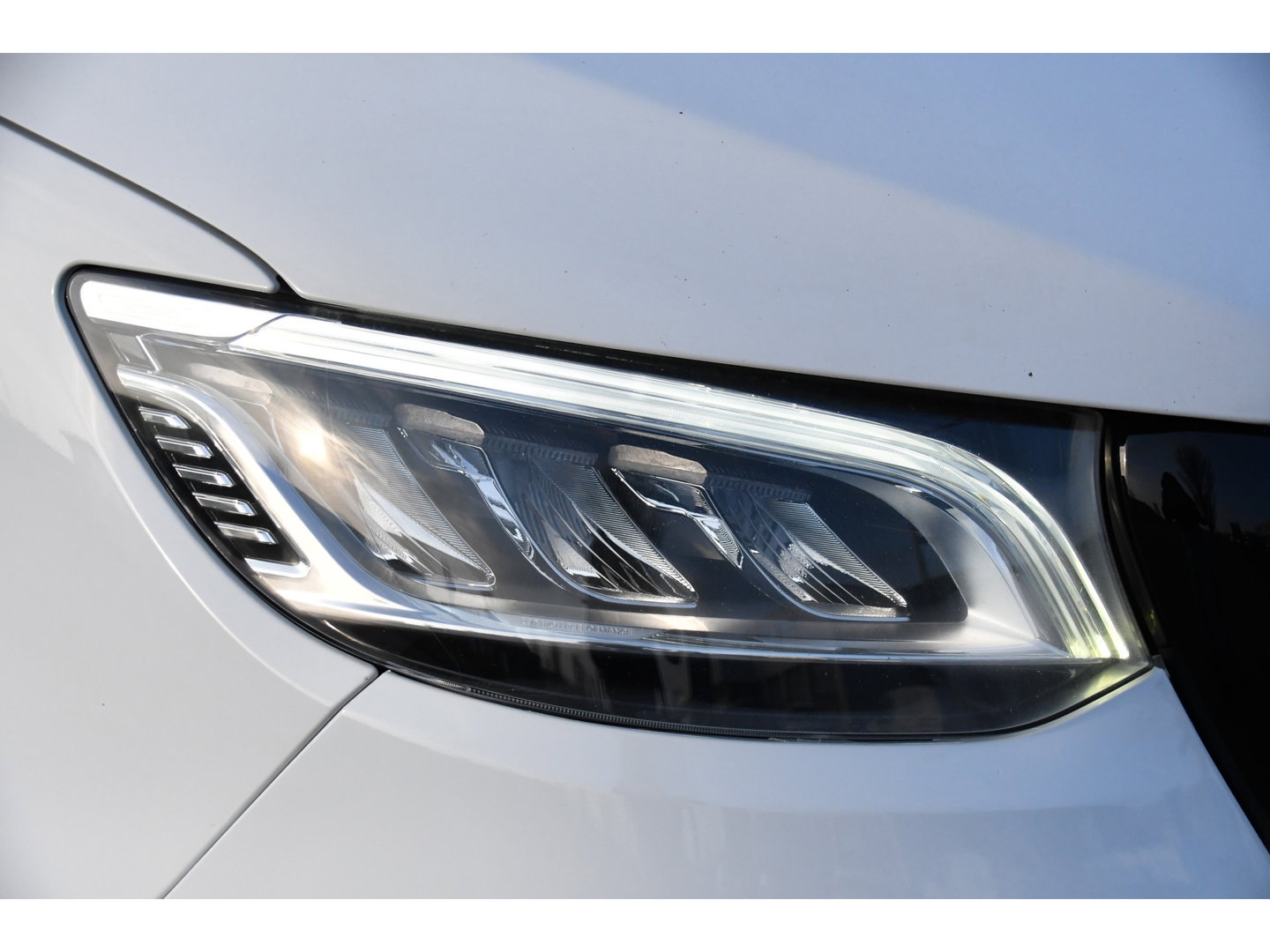 Mercedes-Benz Sprinter 319 V6 3.0 CDI L2H1 RWD AMG Edition Camera, Cruise, Carplay, LED, 10,5'' Mbux, 3500kg Trekhaak, Standkachel, Multimedia, Stoelverwarming, Automaat, Uniek!
