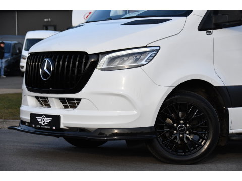 Mercedes-Benz Sprinter 319 V6 3.0 CDI L2H1 RWD AMG Edition Camera, Cruise, Carplay, LED, 10,5'' Mbux, 3500kg Trekhaak, Standkachel, Multimedia, Stoelverwarming, Automaat, Uniek!