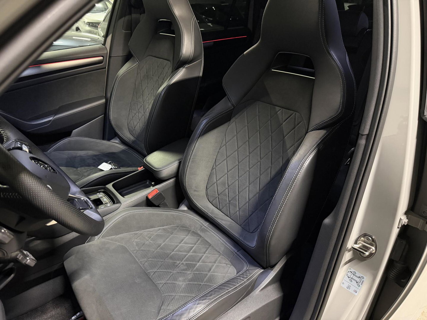 Škoda Kodiaq 1.5 TSI Sportline Pano Canton 7 Pers Trekhaak