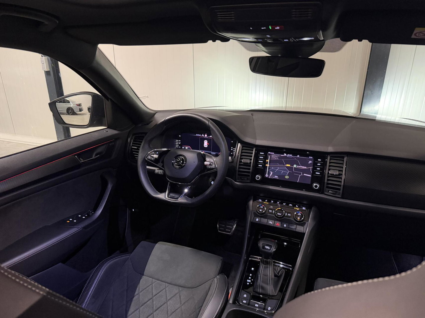 Škoda Kodiaq 1.5 TSI Sportline Pano Canton 7 Pers Trekhaak
