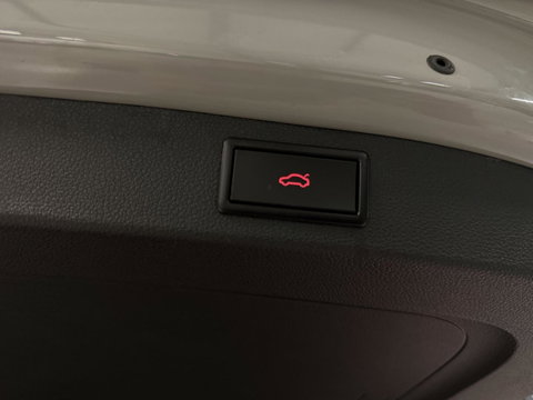 Škoda Kodiaq 1.5 TSI Sportline Pano Canton 7 Pers Trekhaak