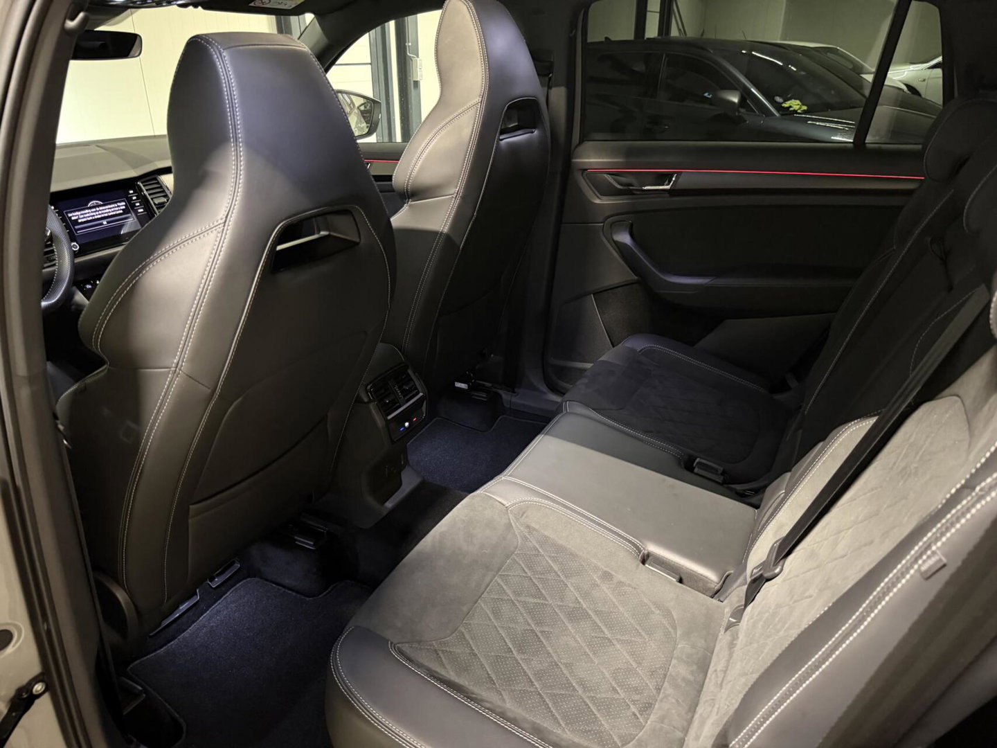 Škoda Kodiaq 1.5 TSI Sportline Pano Canton 7 Pers Trekhaak