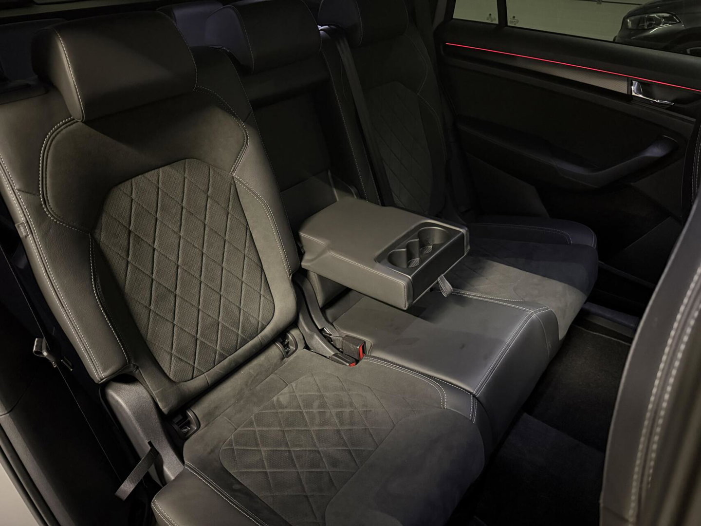 Škoda Kodiaq 1.5 TSI Sportline Pano Canton 7 Pers Trekhaak