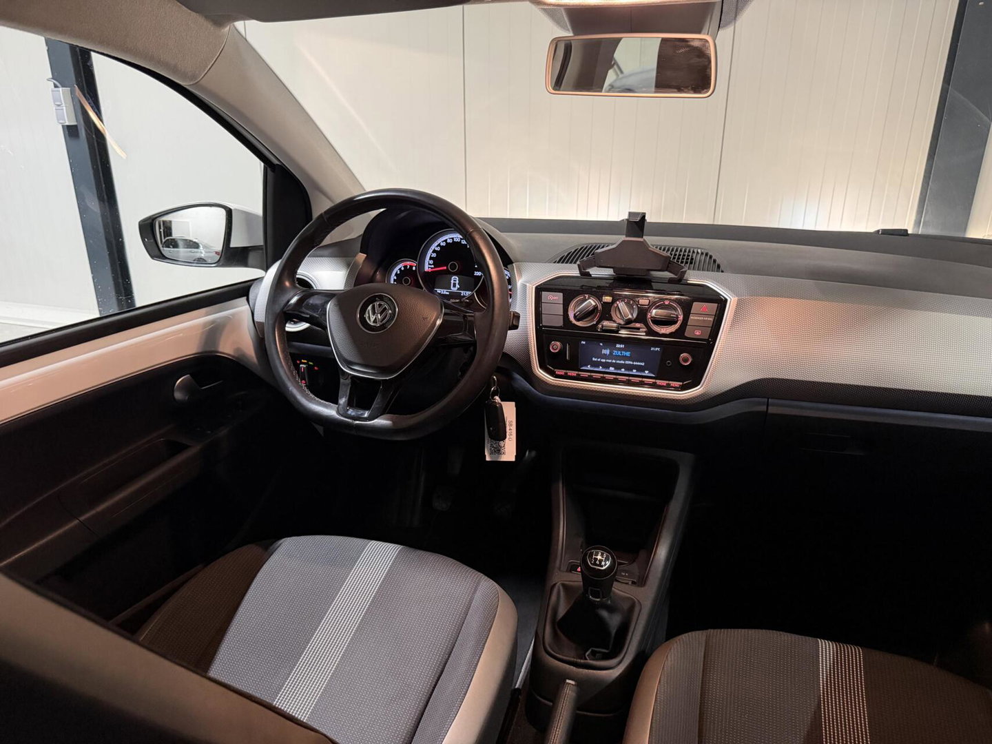 Volkswagen up! 1.0 BMT high up Airco Cruise Parkeersensoren
