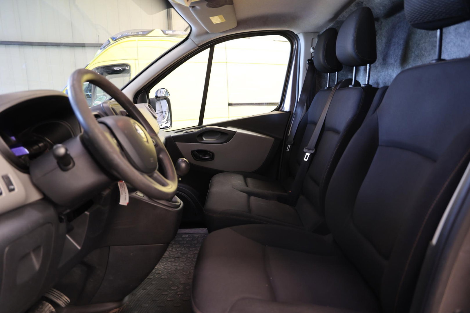 Renault Trafic 1.6 dCi T29 L2H1 LANG AIRCO TREKHAAK