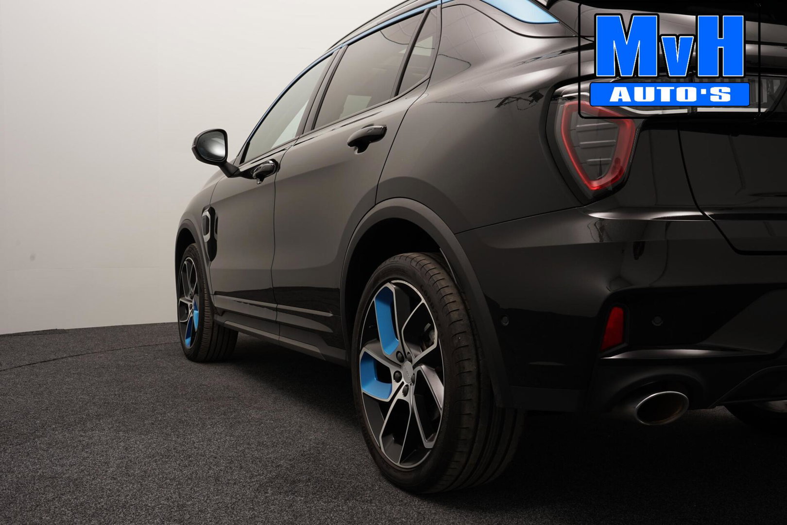 Lynk & Co 01 1.5 PHEV|262PK|LUXE|360°CAM|PANO