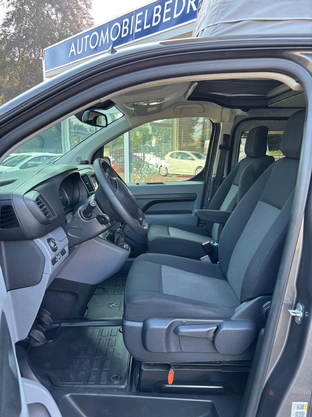 Peugeot Expert 2.0 123PK