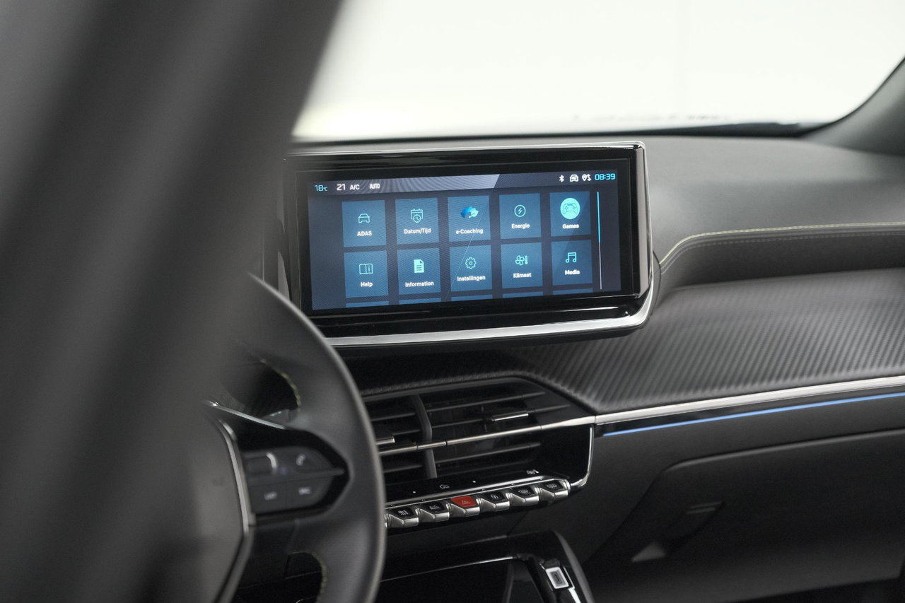 Peugeot e-2008