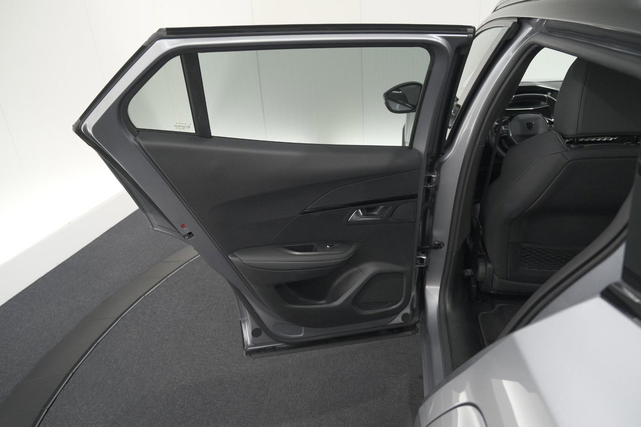 Peugeot e-2008