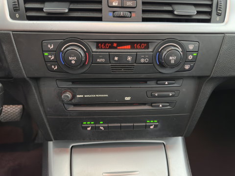BMW 3 Serie Touring 330i Dynamic Executive Aut. *PANO | LEATHER | XENON | HEATED-COMFORTSEATS | NAVI-FULLMAP | ECC | PDC | CRUISE | 18''ALU*