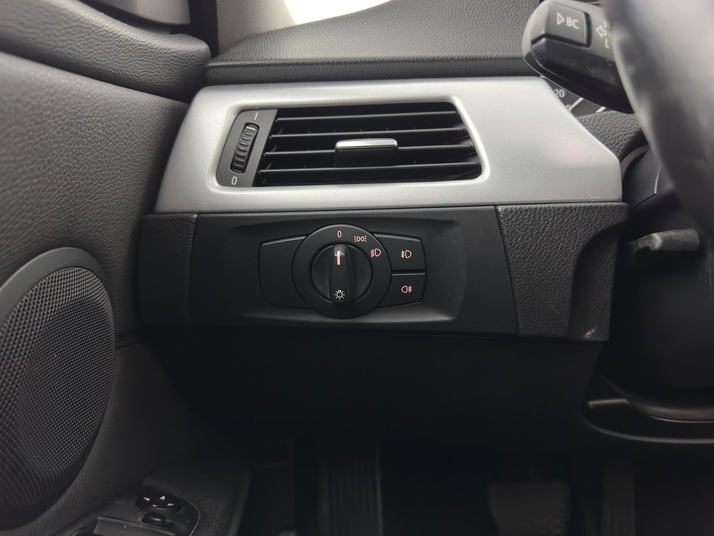 BMW 3 Serie Touring 330i Dynamic Executive Aut. *PANO | LEATHER | XENON | HEATED-COMFORTSEATS | NAVI-FULLMAP | ECC | PDC | CRUISE | 18''ALU*