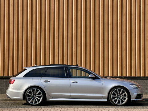 Audi A6 Avant 1.8 TFSI ultra Advance Sport | Panoramadak | Afn. Trekhaak | Apple Carplay / Android Auto | Cruise Control | Leder | LED | Parkeersensoren | All season Banden | 19'' Lichtmetaal | Parkeersensoren |