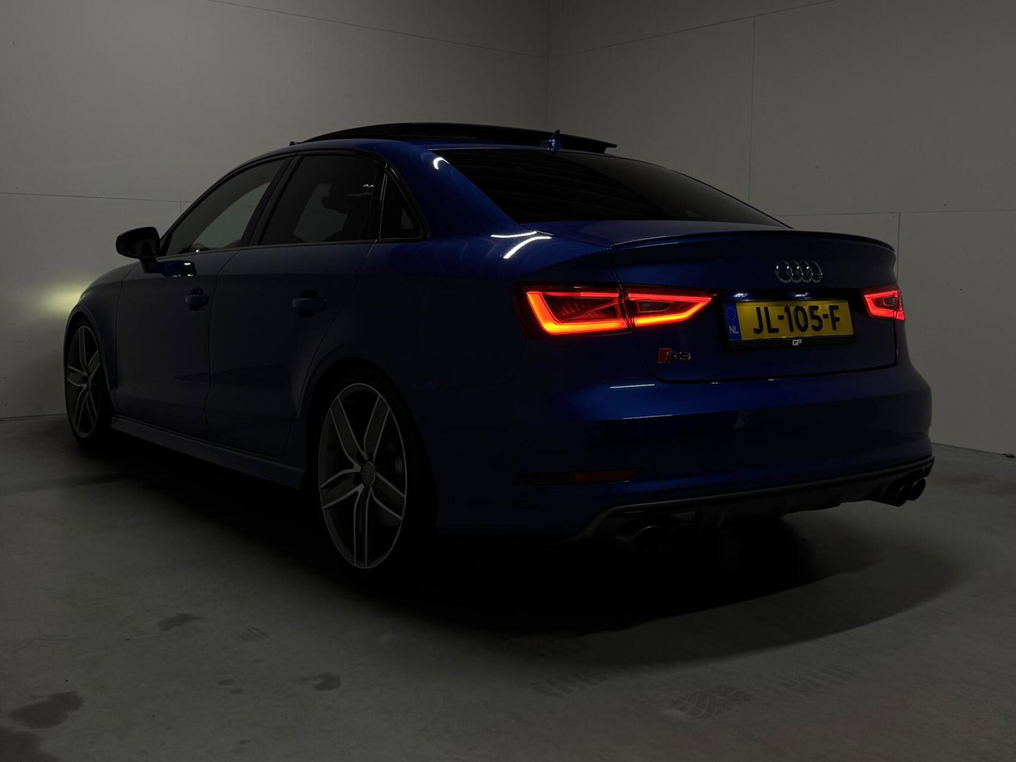 Audi S3 2.0 TFSI S3 Quattro Pano RS-Seats ACC Camera Leer