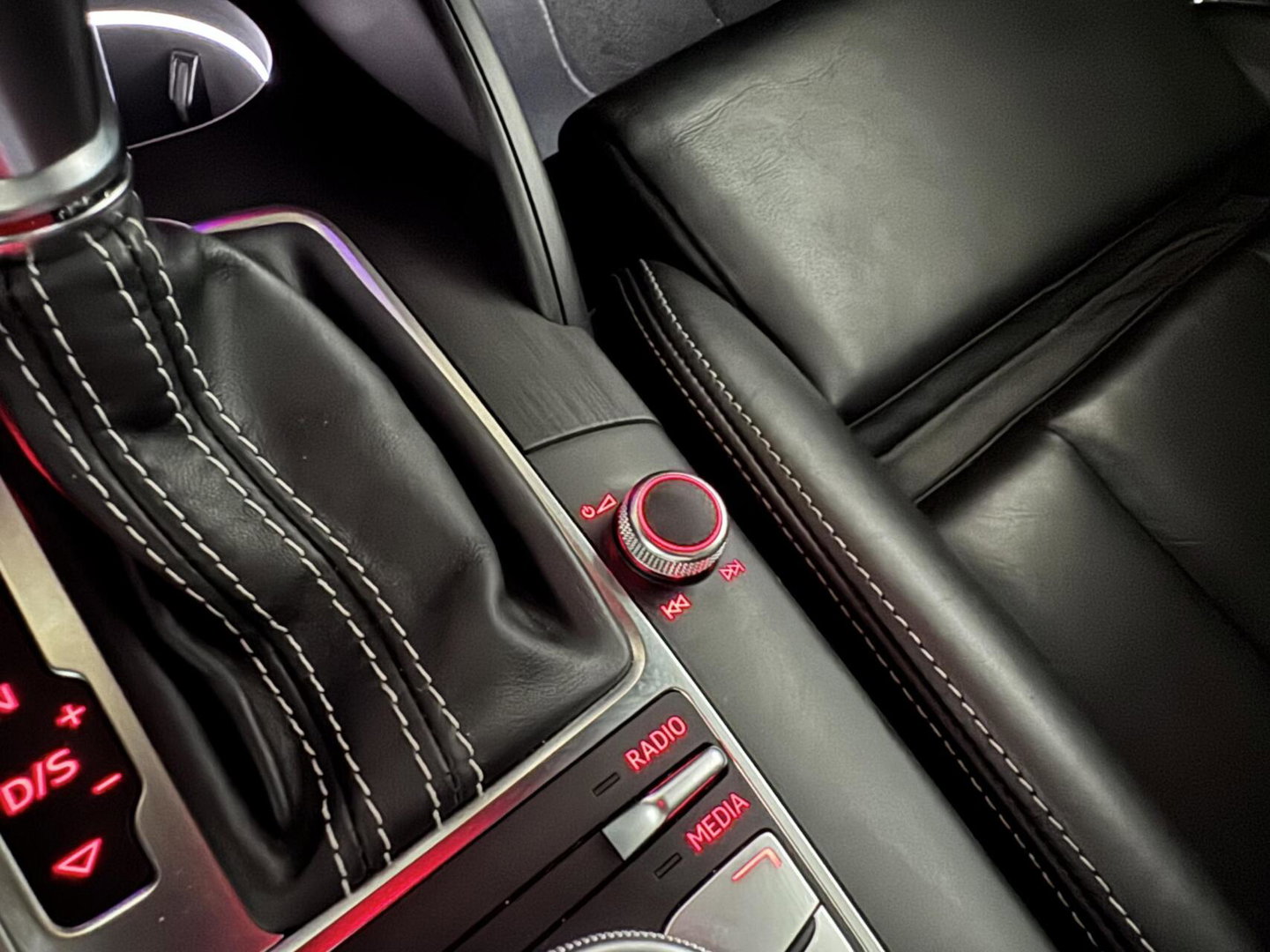 Audi S3 2.0 TFSI S3 Quattro Pano RS-Seats ACC Camera Leer