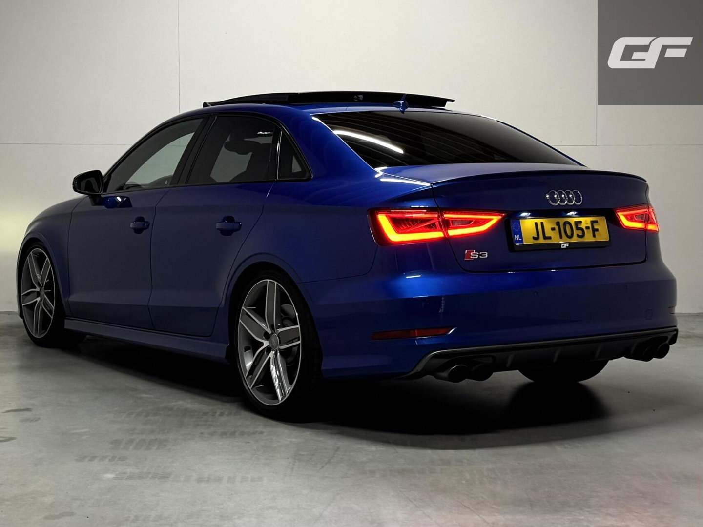 Audi S3 2.0 TFSI S3 Quattro Pano RS-Seats ACC Camera Leer