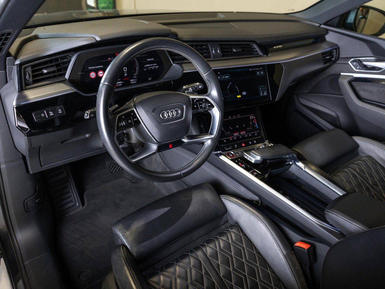 Audi e-tron