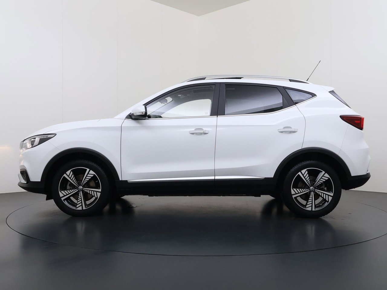 MG ZS EV