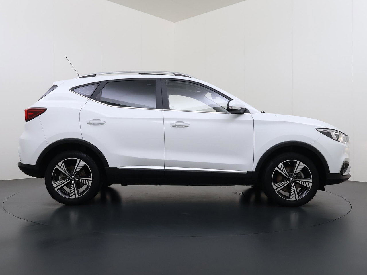 MG ZS EV