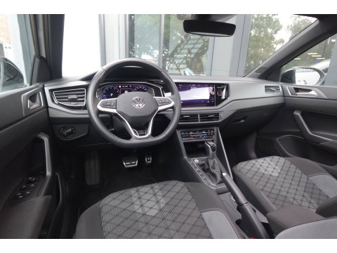 Volkswagen Taigo 1.5 TSI R-Line PANO KEYLESS CAM