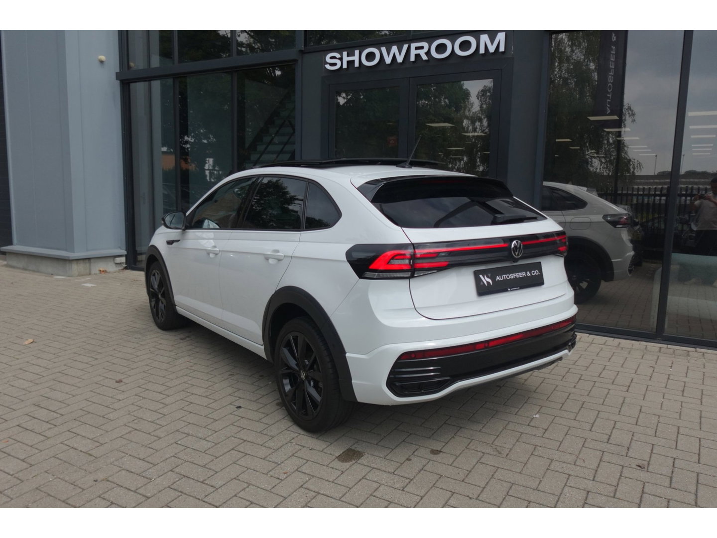 Volkswagen Taigo 1.5 TSI R-Line PANO KEYLESS CAM