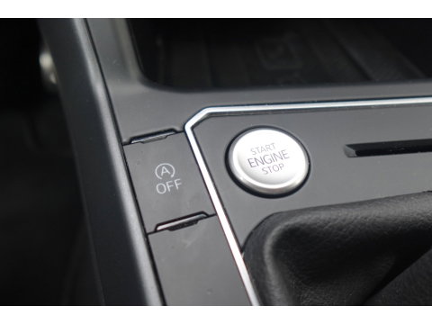 Volkswagen Taigo 1.5 TSI R-Line PANO KEYLESS CAM