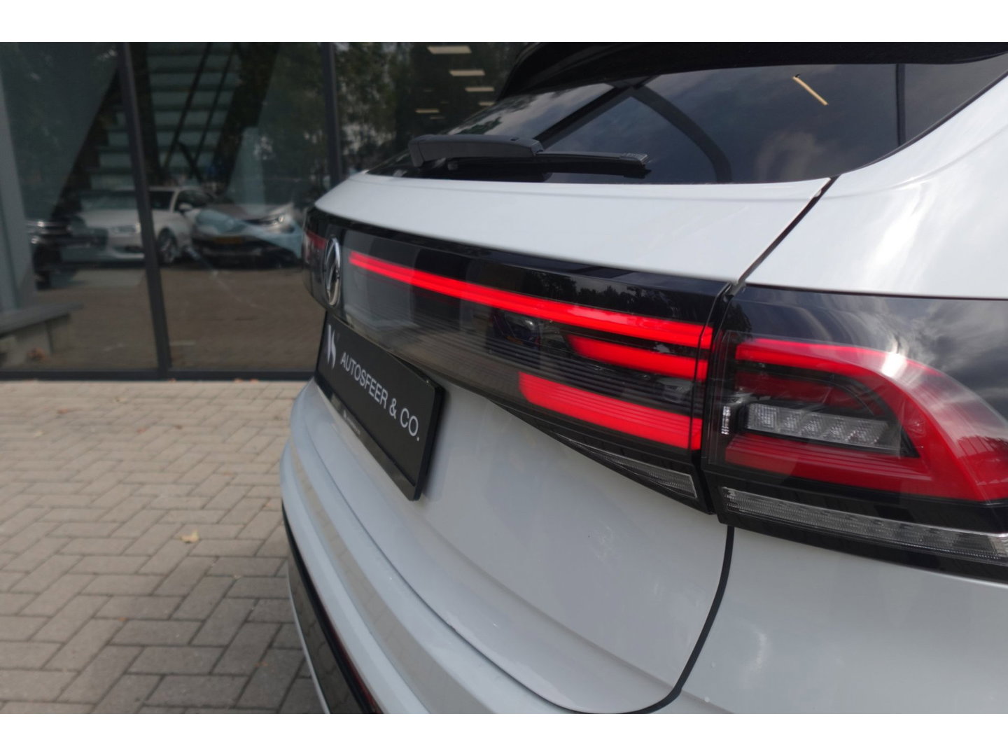 Volkswagen Taigo 1.5 TSI R-Line PANO KEYLESS CAM