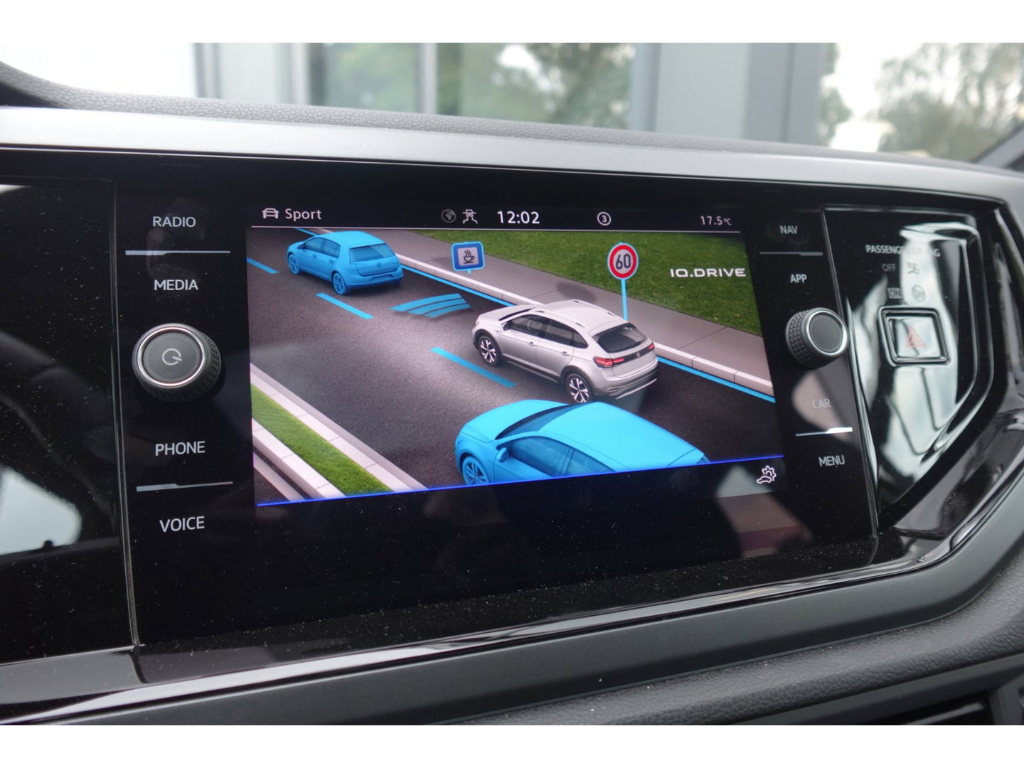 Volkswagen Taigo 1.5 TSI R-Line PANO KEYLESS CAM