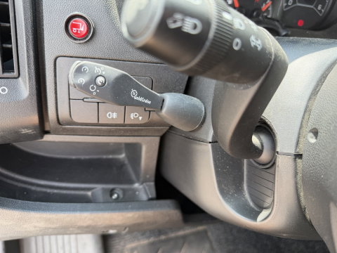 Citroën Jumper 35 2.2 HDI L3 bakwagen met laadklep / vaste prijs rijklaar € 15.950 ex btw / airco / lease vanaf € 296 / cruise control / bijrijdersbank