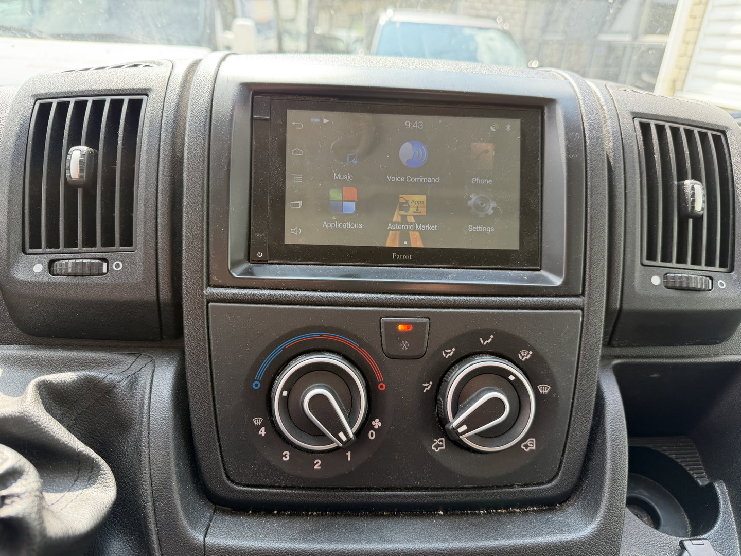 Citroën Jumper 35 2.2 HDI L3 bakwagen met laadklep / vaste prijs rijklaar € 15.950 ex btw / airco / lease vanaf € 296 / cruise control / bijrijdersbank