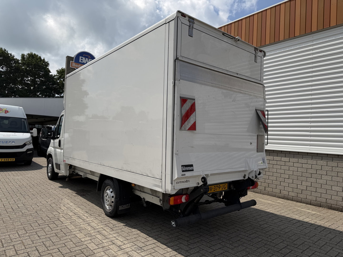 Citroën Jumper 35 2.2 HDI L3 bakwagen met laadklep / vaste prijs rijklaar € 15.950 ex btw / airco / lease vanaf € 296 / cruise control / bijrijdersbank
