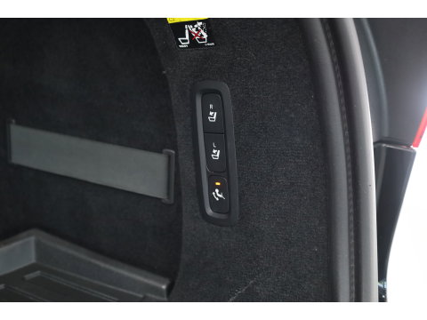 Volvo V90 2.0 T5 R-Design Polestar | Rijklaar | Bowers & Wilkins | Trekhaak | Standkachel | Head-up | 360 camera | 4x stoel + stuurverwarming |