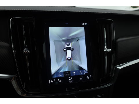Volvo V90 2.0 T5 R-Design Polestar | Rijklaar | Bowers & Wilkins | Trekhaak | Standkachel | Head-up | 360 camera | 4x stoel + stuurverwarming |