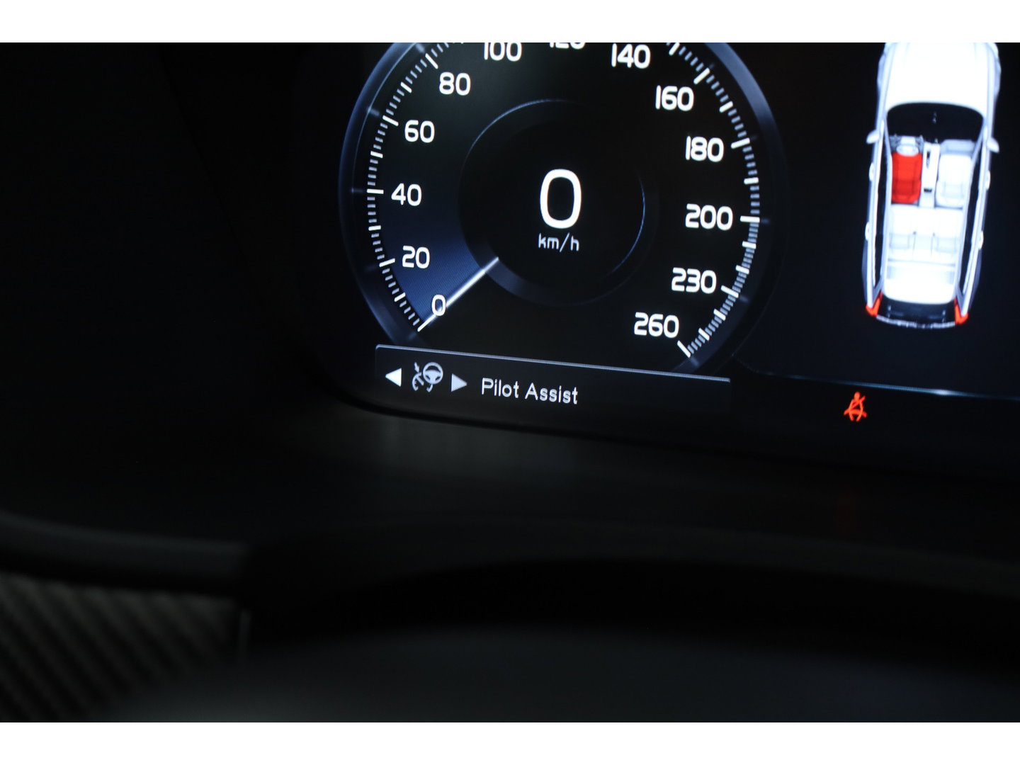 Volvo V90 2.0 T5 R-Design Polestar | Rijklaar | Bowers & Wilkins | Trekhaak | Standkachel | Head-up | 360 camera | 4x stoel + stuurverwarming |