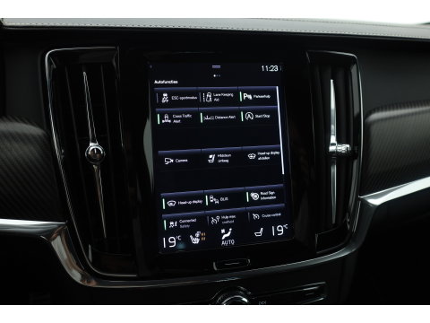 Volvo V90 2.0 T5 R-Design Polestar | Rijklaar | Bowers & Wilkins | Trekhaak | Standkachel | Head-up | 360 camera | 4x stoel + stuurverwarming |