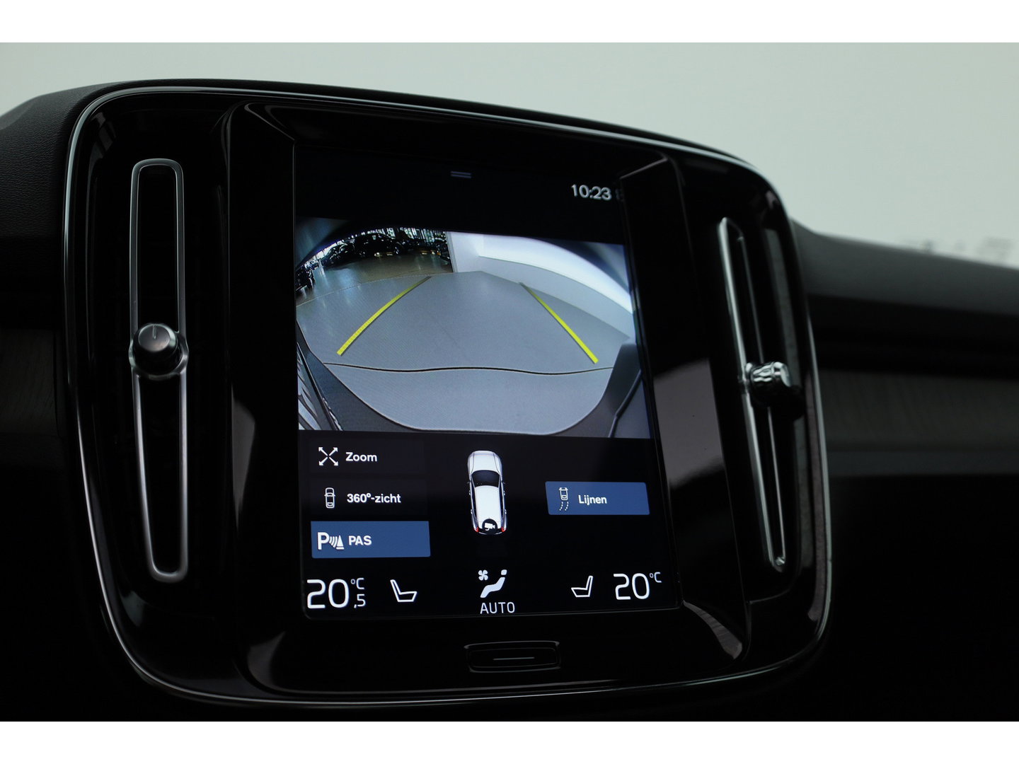 Volvo XC40 1.5 T4 211PK Recharge Inscription | Rijklaar | Pano-dak | 360 camera | Leer | Adaptieve Cruise | Stoel + stuurverw. |