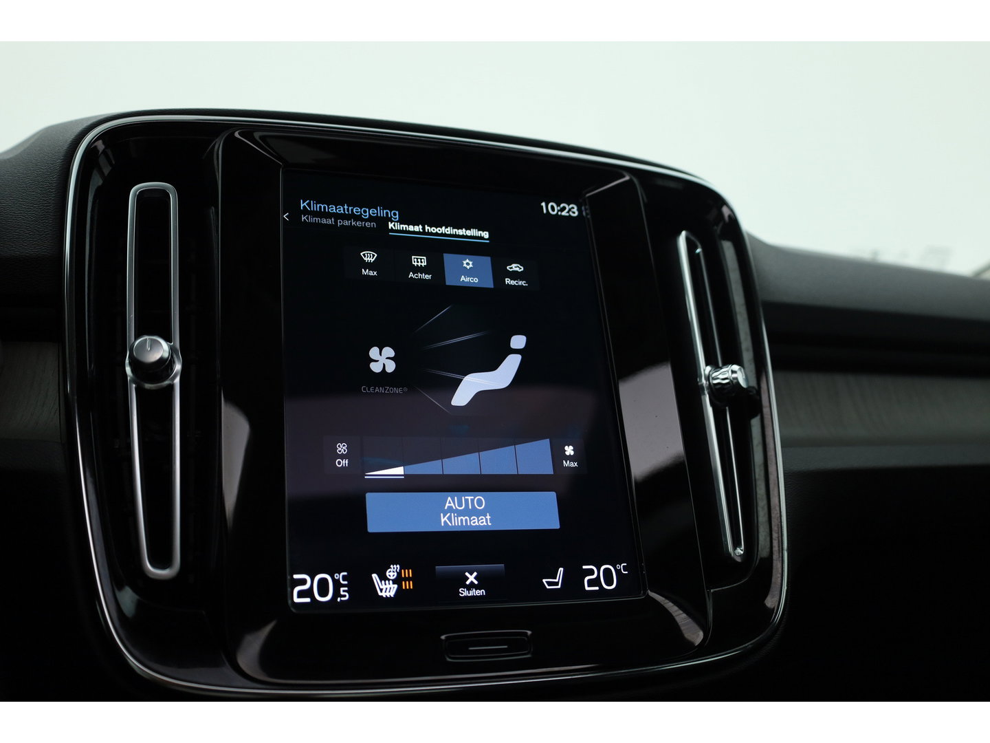 Volvo XC40 1.5 T4 211PK Recharge Inscription | Rijklaar | Pano-dak | 360 camera | Leer | Adaptieve Cruise | Stoel + stuurverw. |