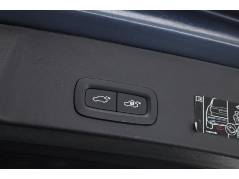 Volvo XC40 1.5 T4 211PK Recharge Inscription | Rijklaar | Pano-dak | 360 camera | Leer | Adaptieve Cruise | Stoel + stuurverw. |
