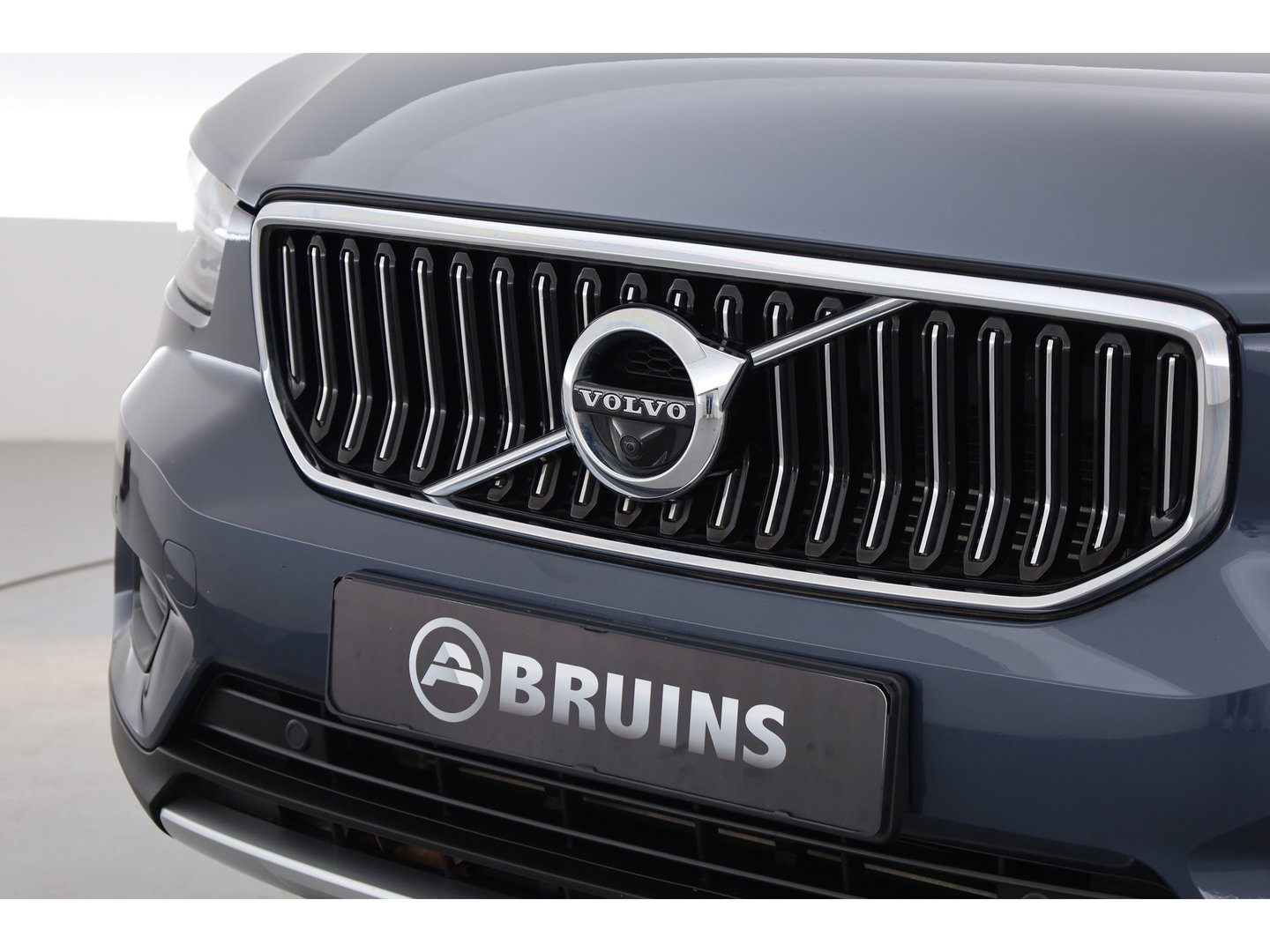Volvo XC40 1.5 T4 211PK Recharge Inscription | Rijklaar | Pano-dak | 360 camera | Leer | Adaptieve Cruise | Stoel + stuurverw. |