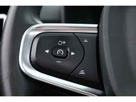 Volvo XC40 1.5 T4 211PK Recharge Inscription | Rijklaar | Pano-dak | 360 camera | Leer | Adaptieve Cruise | Stoel + stuurverw. |