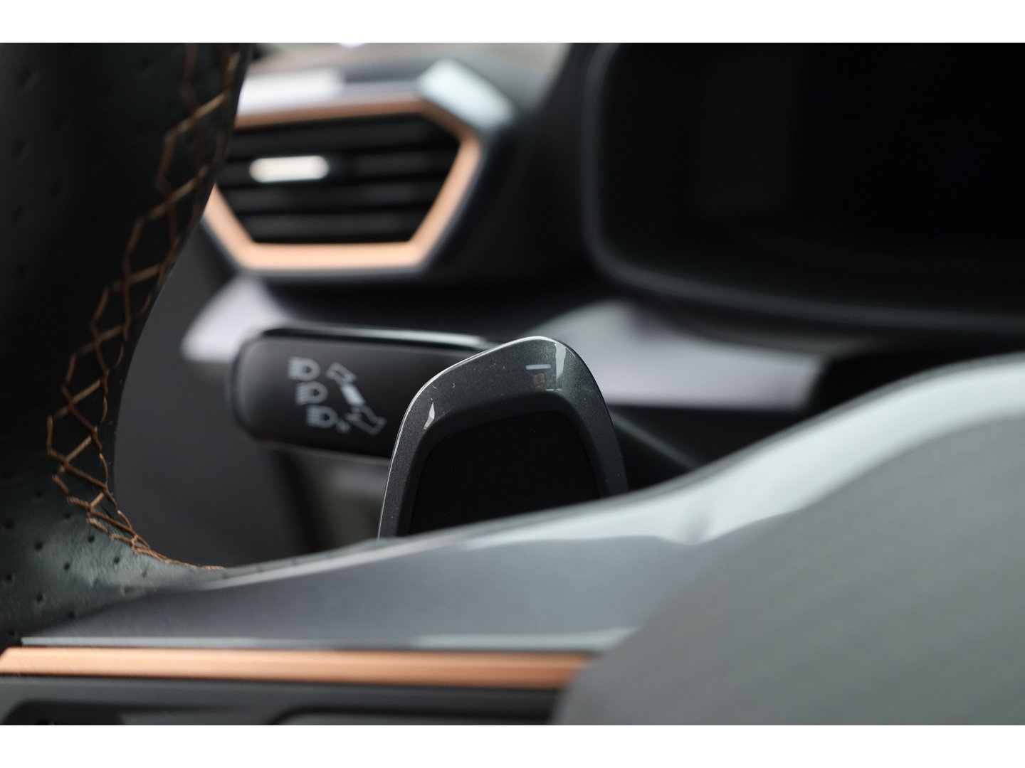 CUPRA Leon 1.5 TSI 272 PK e-Hybrid VZ Performance " Taiga Grey " | Adapt. Cruise | CarPlay | Keyless | Stoel-Stuurverw. | Navi | Memory | Camera | Sennheiser |