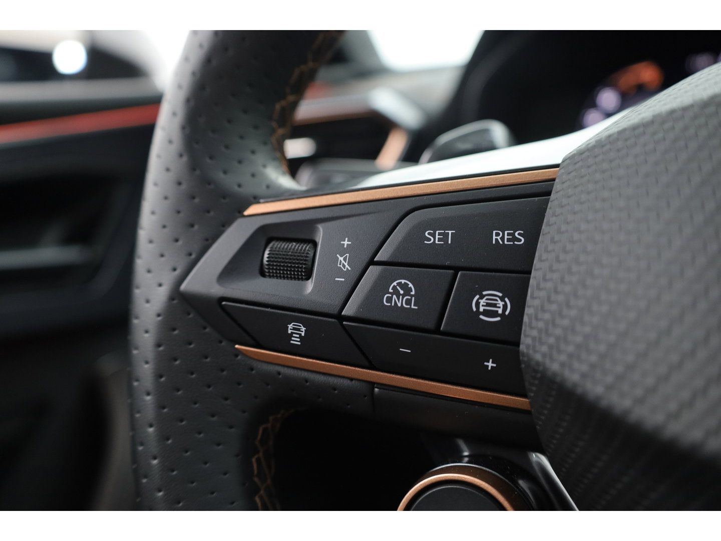 CUPRA Leon 1.5 TSI 272 PK e-Hybrid VZ Performance " Taiga Grey " | Adapt. Cruise | CarPlay | Keyless | Stoel-Stuurverw. | Navi | Memory | Camera | Sennheiser |