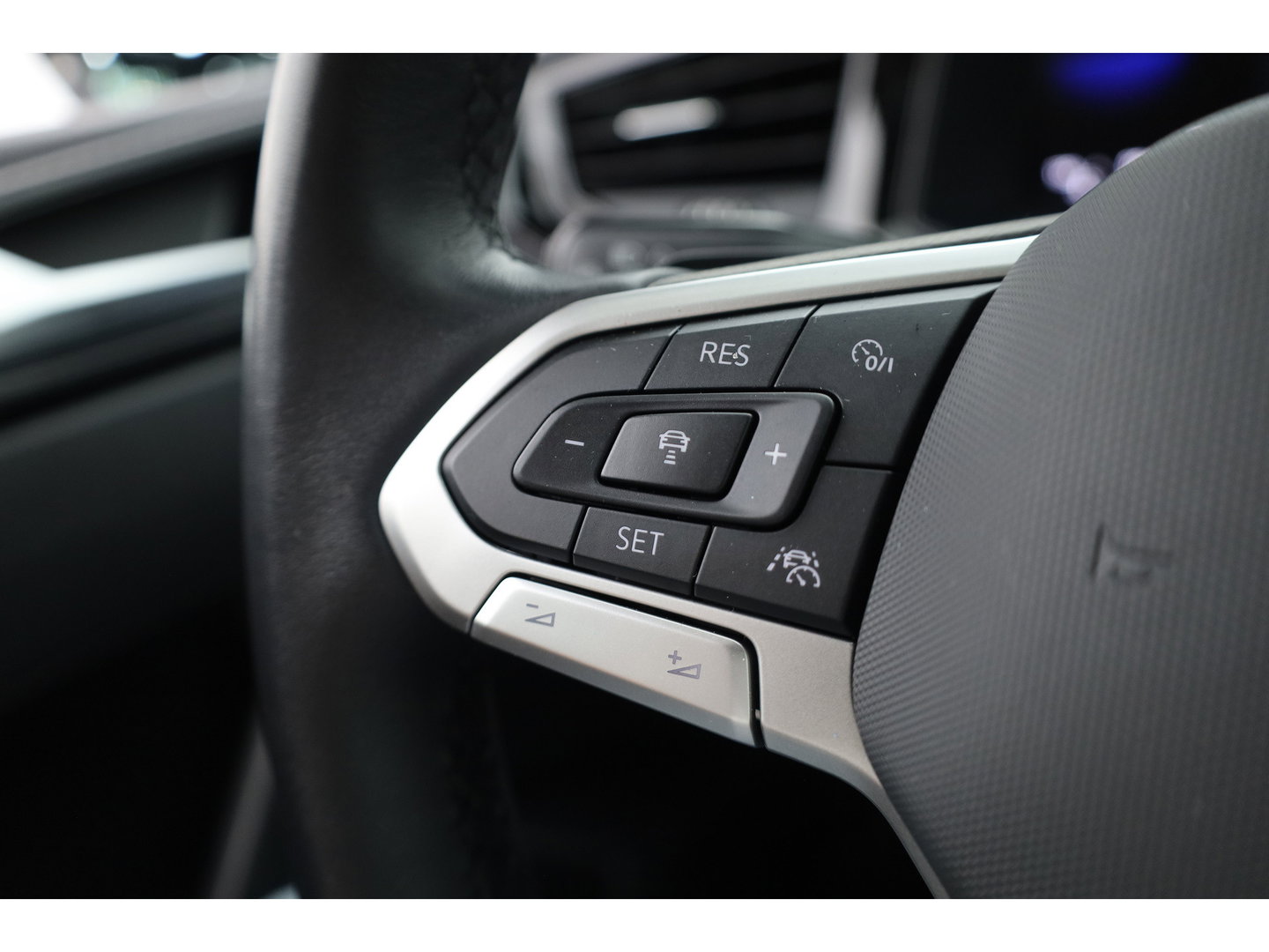 Volkswagen Polo 1.0 TSI Life Business DSG | Orgi. NL | Adapt. Cruise | Apple CarPlay + NAV | LED | PDC | Stoelverw. | Clima | Digi. Cockpit