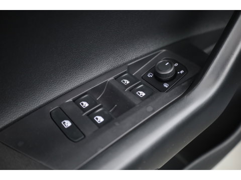 Volkswagen Polo 1.0 TSI Life Business DSG | Orgi. NL | Adapt. Cruise | Apple CarPlay + NAV | LED | PDC | Stoelverw. | Clima | Digi. Cockpit